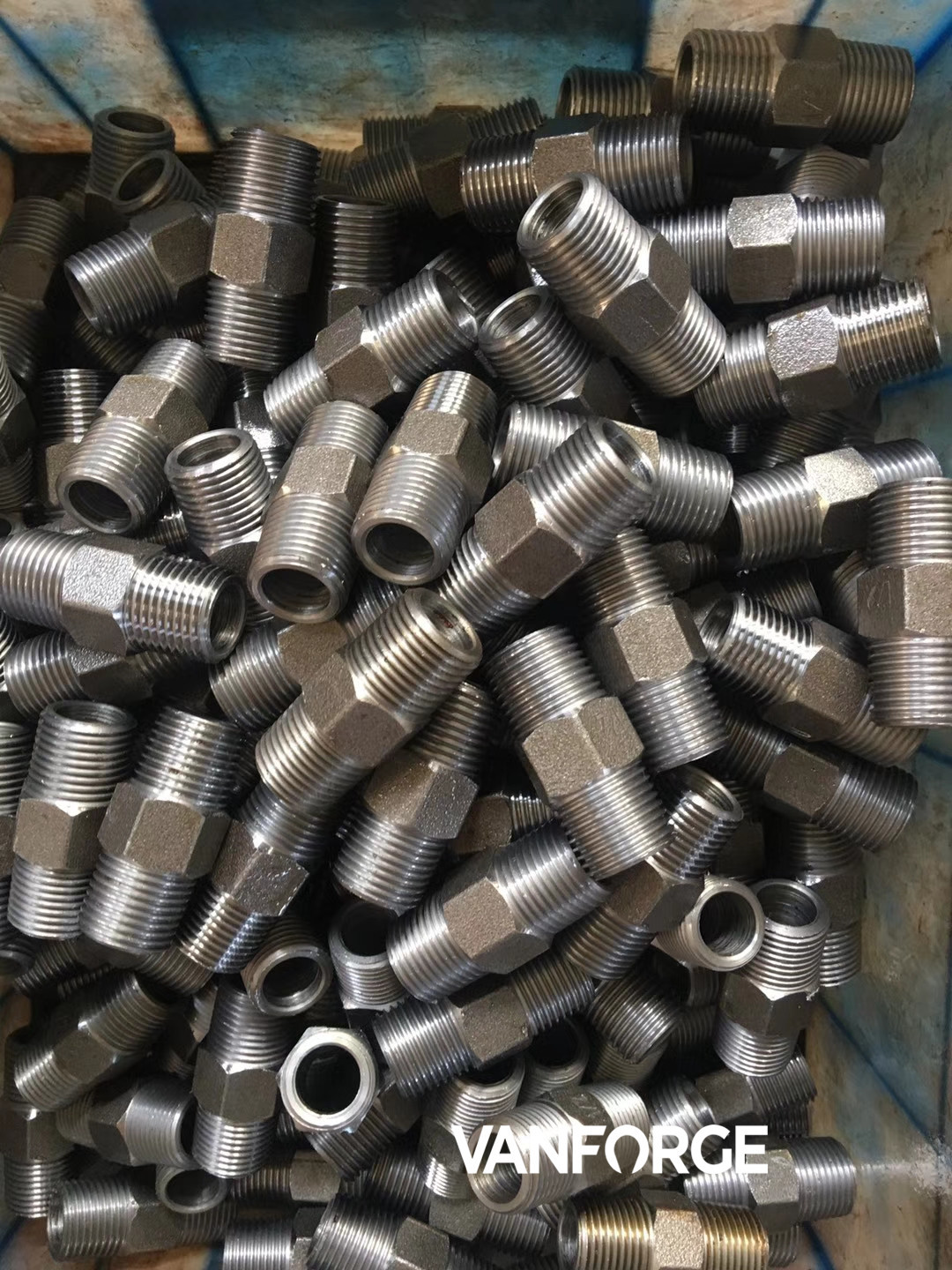 Buy cheap ASME B16.11 BS3799 MSS SP-83 NPT Threaded Union Fitting , Forged Threaded Fittings product