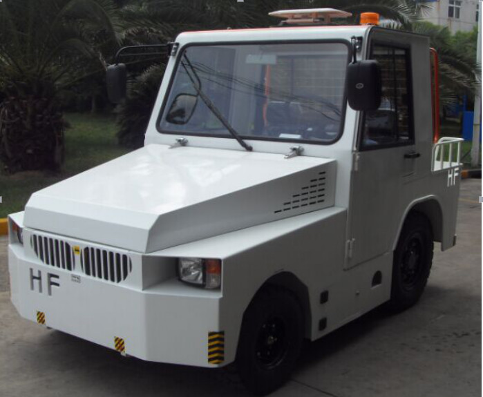 Buy cheap 40000 Kg Capacity Airport Baggage Tractor , Aviation Diesel Tow Tractor product