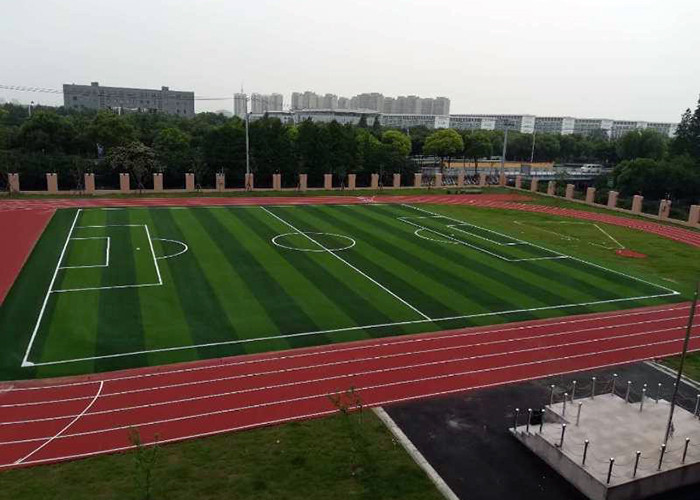 Buy cheap Artificial 30mm Football Synthetic Grass Turf On Football Field product