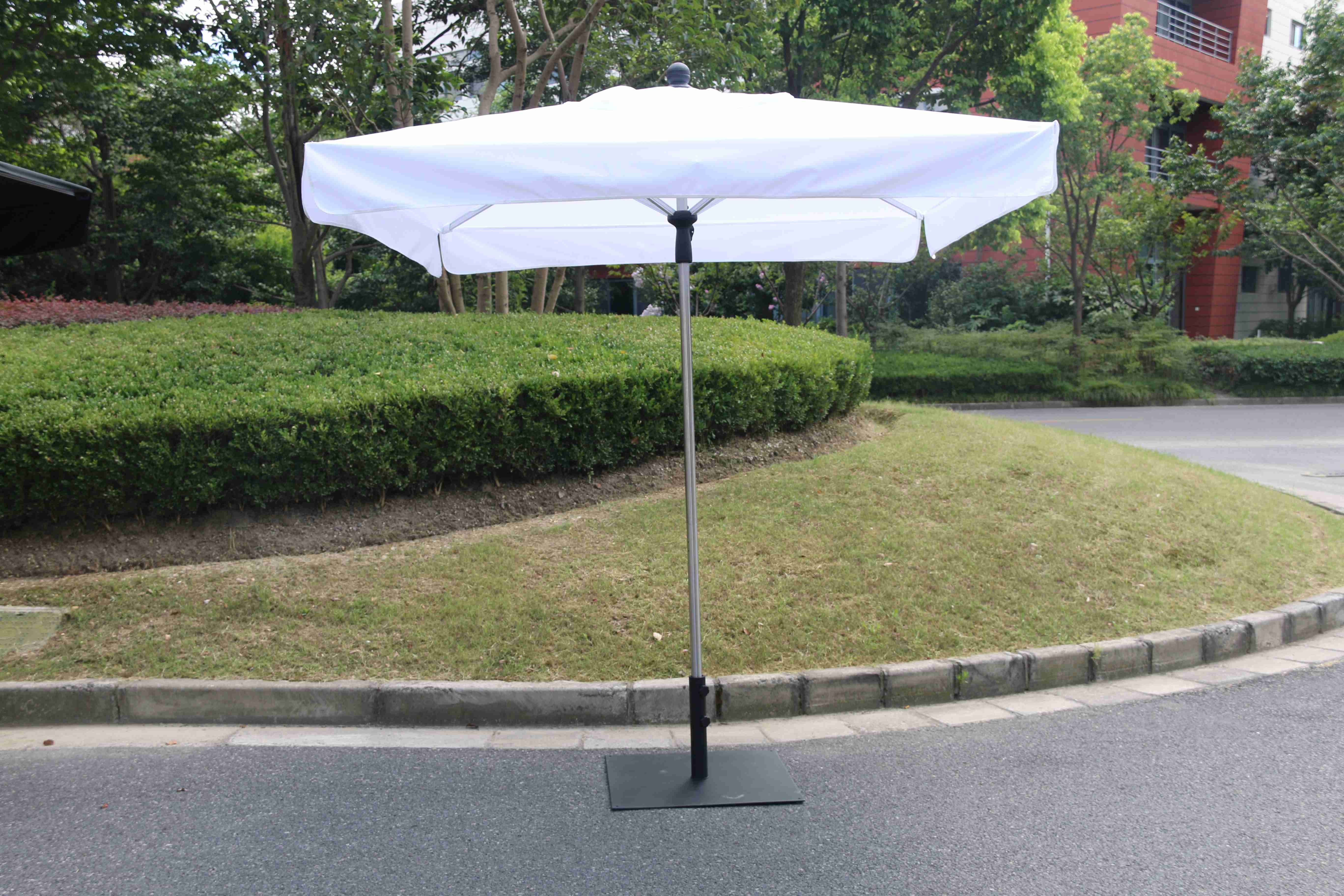 Buy cheap Custom Advertising Beach Umbrellas Waterproof UV Resistant Flame Retardant product