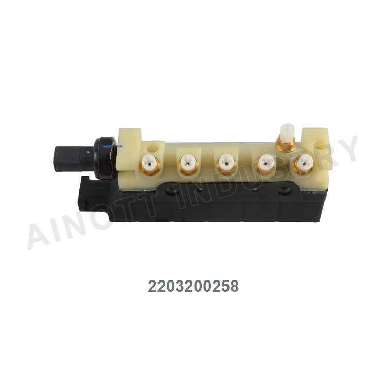 Buy cheap 2203200258 Air Suspension Air Valve Block For Mercedes - Benz W220 / Auto Spare Parts product