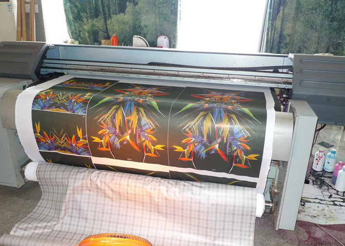 Digital Textile Printing Equipment, Textile Belt Ink-jet Printer 1800mm Printing Width