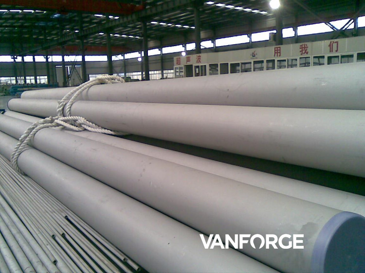 Buy cheap ASTM A312 TP316 Austenitic SS Seamless Pipe , Seamless SS Tubing Pickled Surface product