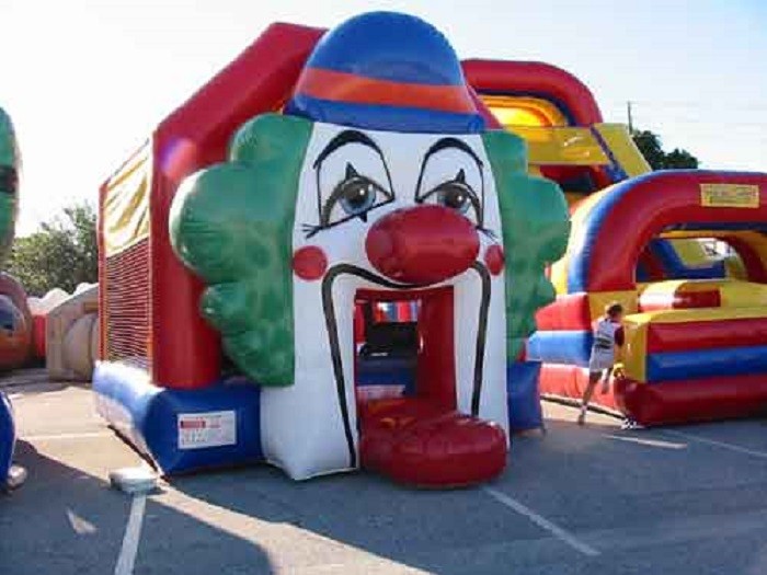 Buy cheap Funny Clown Commercial Jumping Castles Bounce Houses For Kids from wholesalers