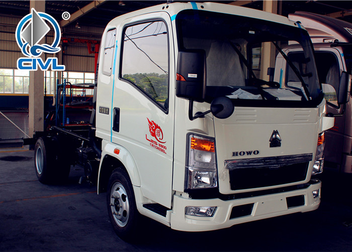 ZZ1047F3315E145 HOWO 4x2 Flat Bed Truck For Machinery Transportation