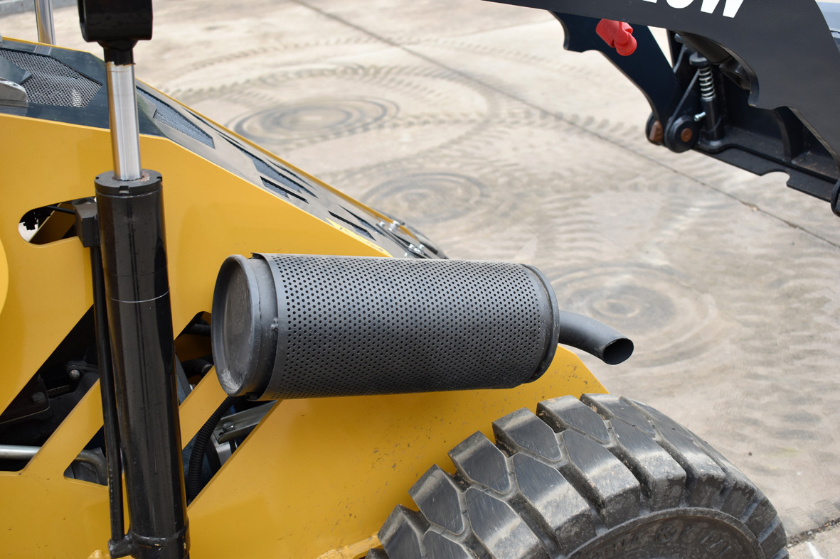 1.4kW 5.2L Mini Skid Steer Track Loader With Kubota Diesel Engine