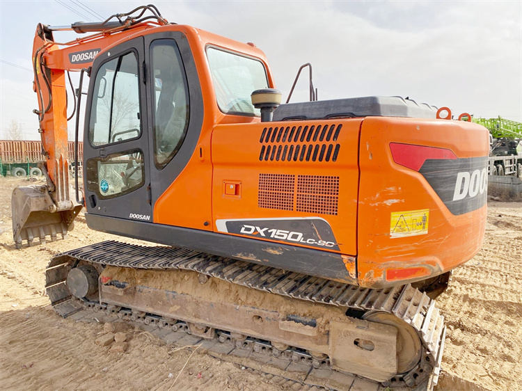 Doosan DX225 DX150 DX300 DH300 DH150-7 Crawler Excavator in Korea 1289 Working Hours