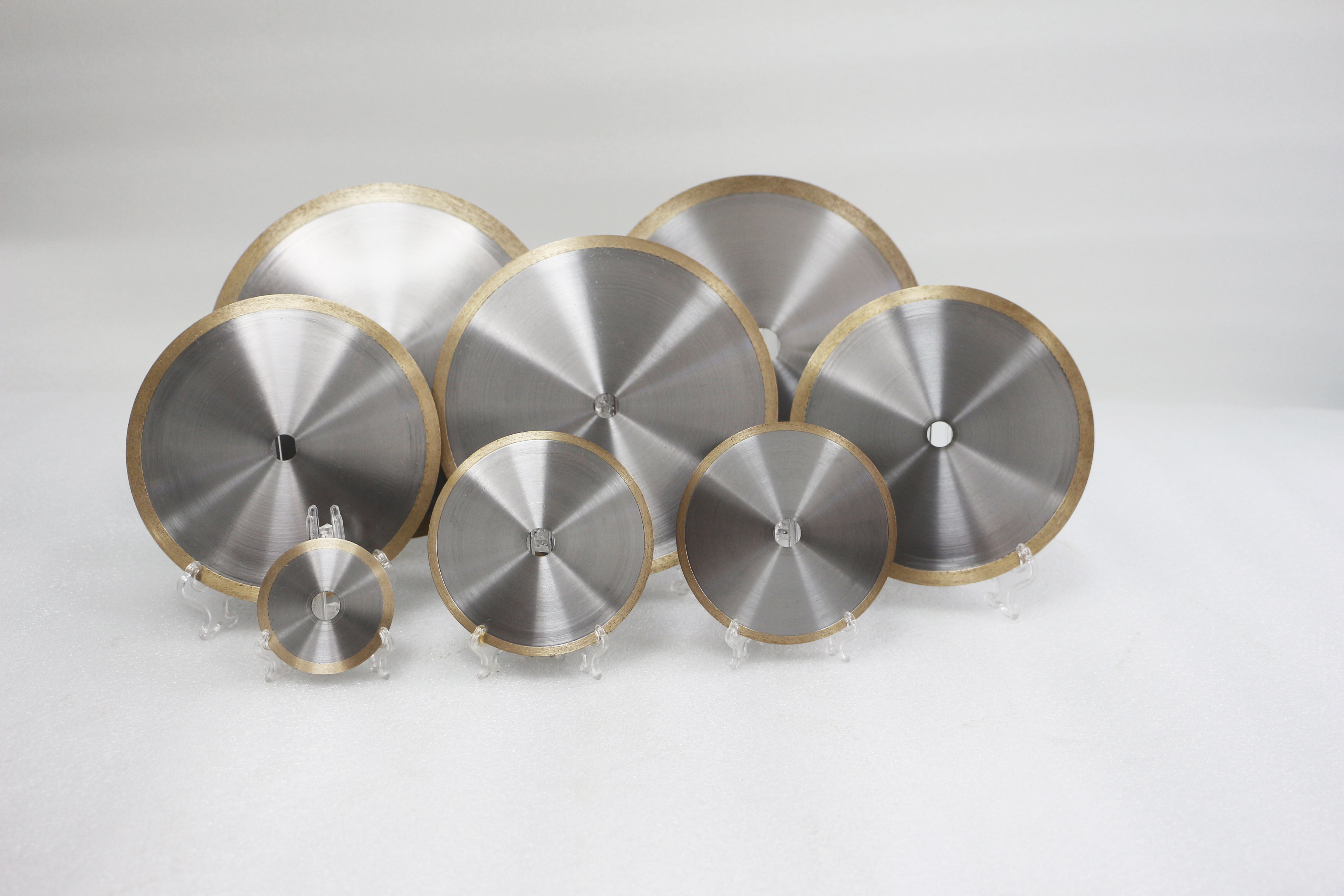 Tungsten Steel Round Knife 240mm For Paper Film Conversion Rewinding Machine