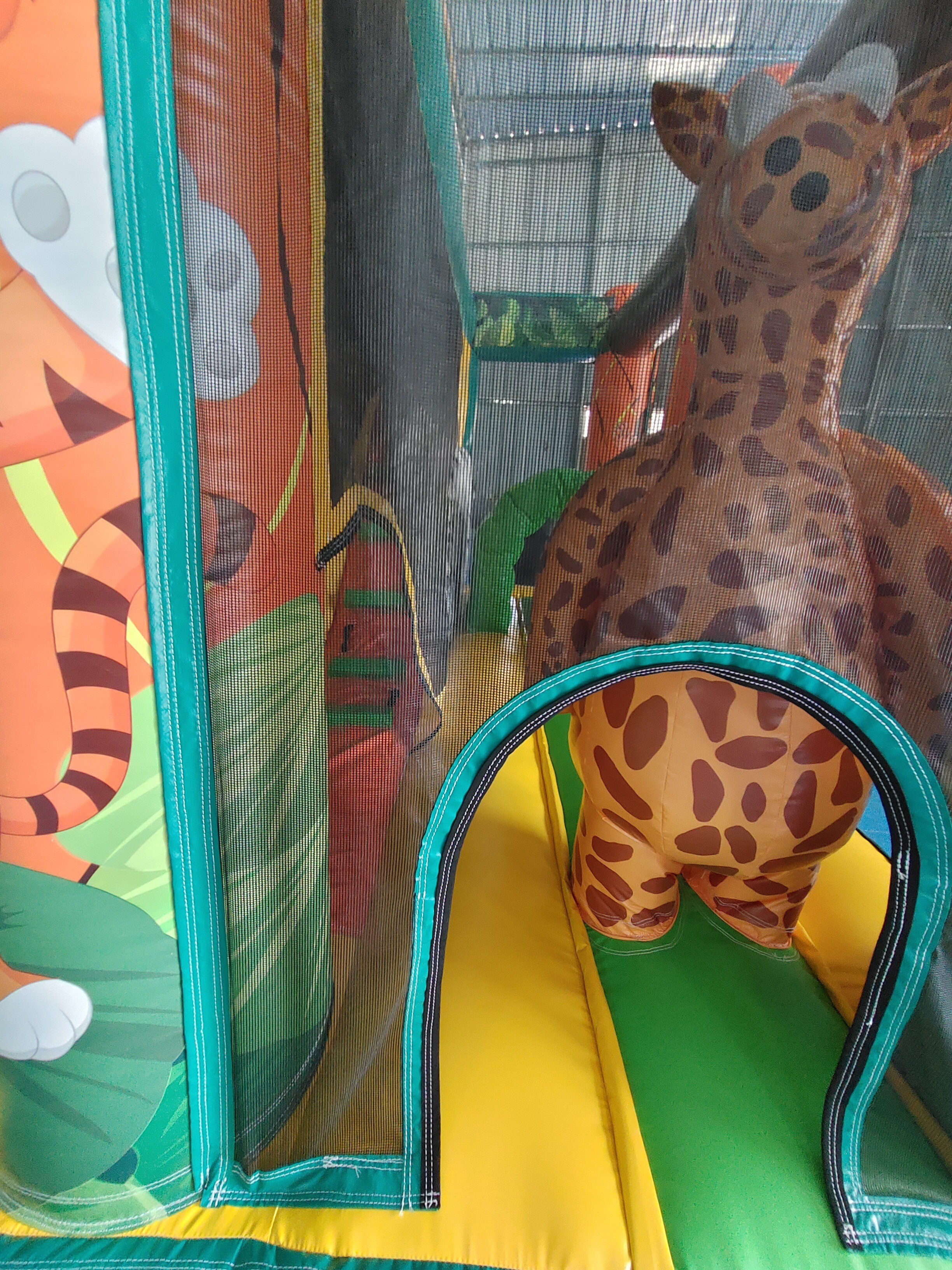 Customized Popular Inflatable Castle Animals Figures Inflatable Bouncer House With Dry Slide Jumping House For Event