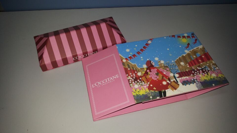 Beautiful design customized rigid paper folding box cardboard base and lid packaging box
