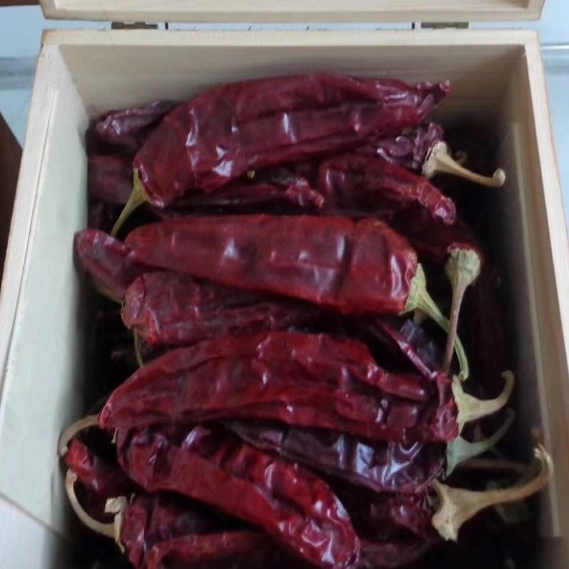Whole / Stick 10-15cm Length Dried Guajillo Chili For Stews Uses