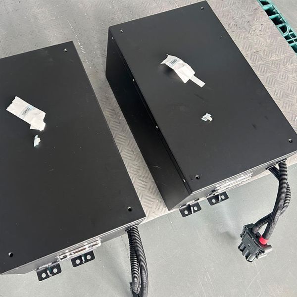 25.6V 51.2V 83.2V AGV Robot Lithium Battery 100A 150A 200Ah 48V Lifepo4 Battery Pack with Charger AGV Lithium Ion Battery