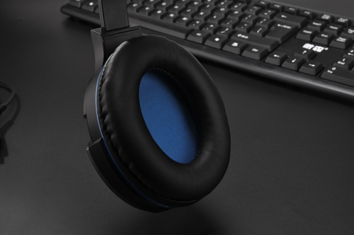 USB 3.5 Led Gaming Headset Light Up 40MM Speaker With Mic