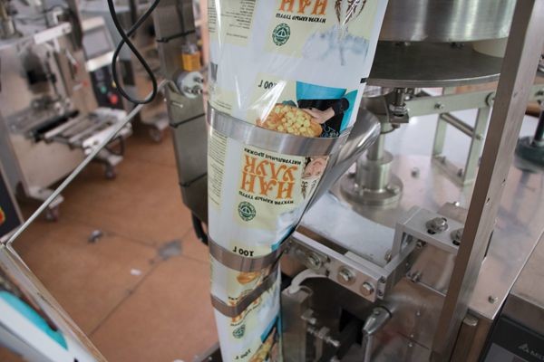 granular packing machine cashew nut dry fruits packaging machine volumetric cup dosing machine volumetric cup dosing