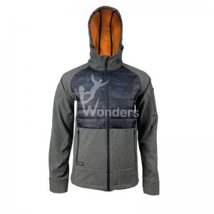 China Waterproof Mountain Windproof Softshell Jackets Men's on sale