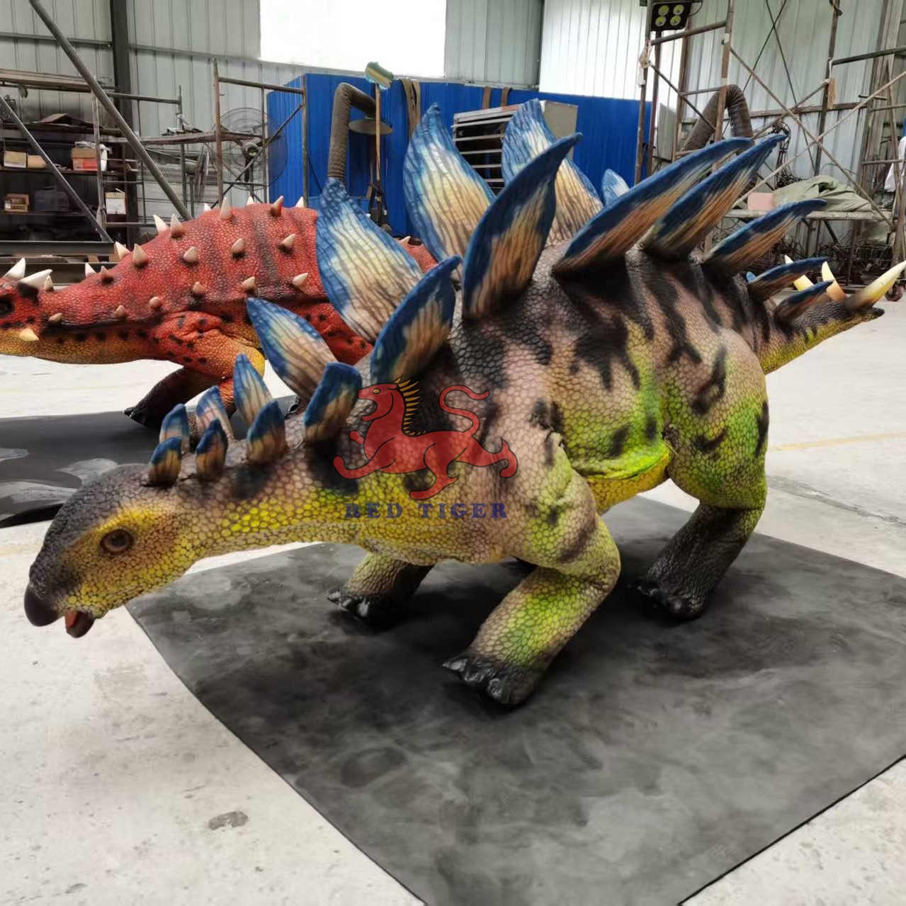 New Realistic Animatronic Remote Control Walking Robot Dinosaur Stegosaurus Robot Dog