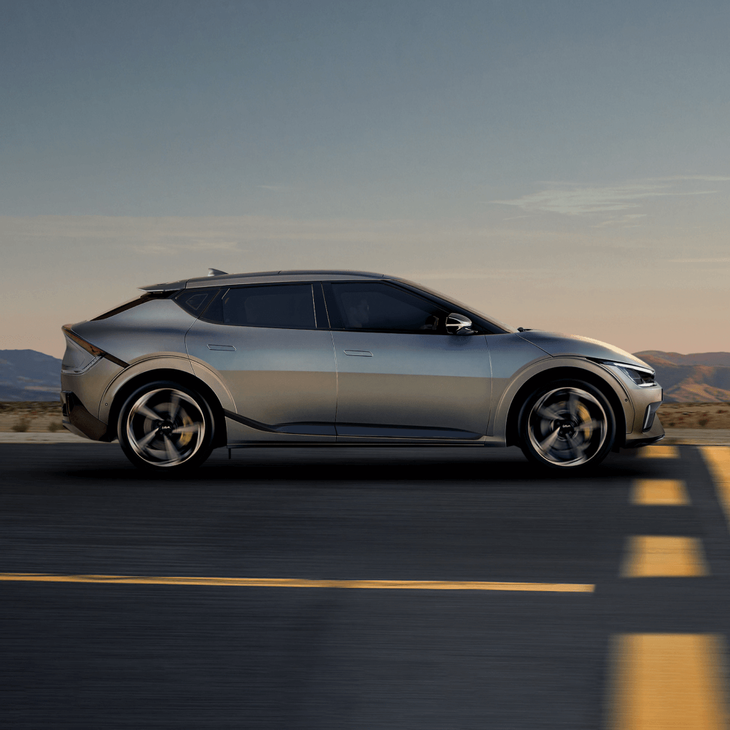 2024 Pure Electric Kia EV6 Listing Sports Car with Very Long Endurance Pure Electricity and 740Nm Maximum Torque