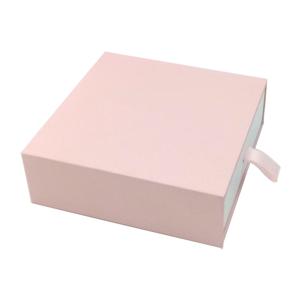 Embossing Hard Gift Boxes CMYK 4C Offset Pink Magnetic Box