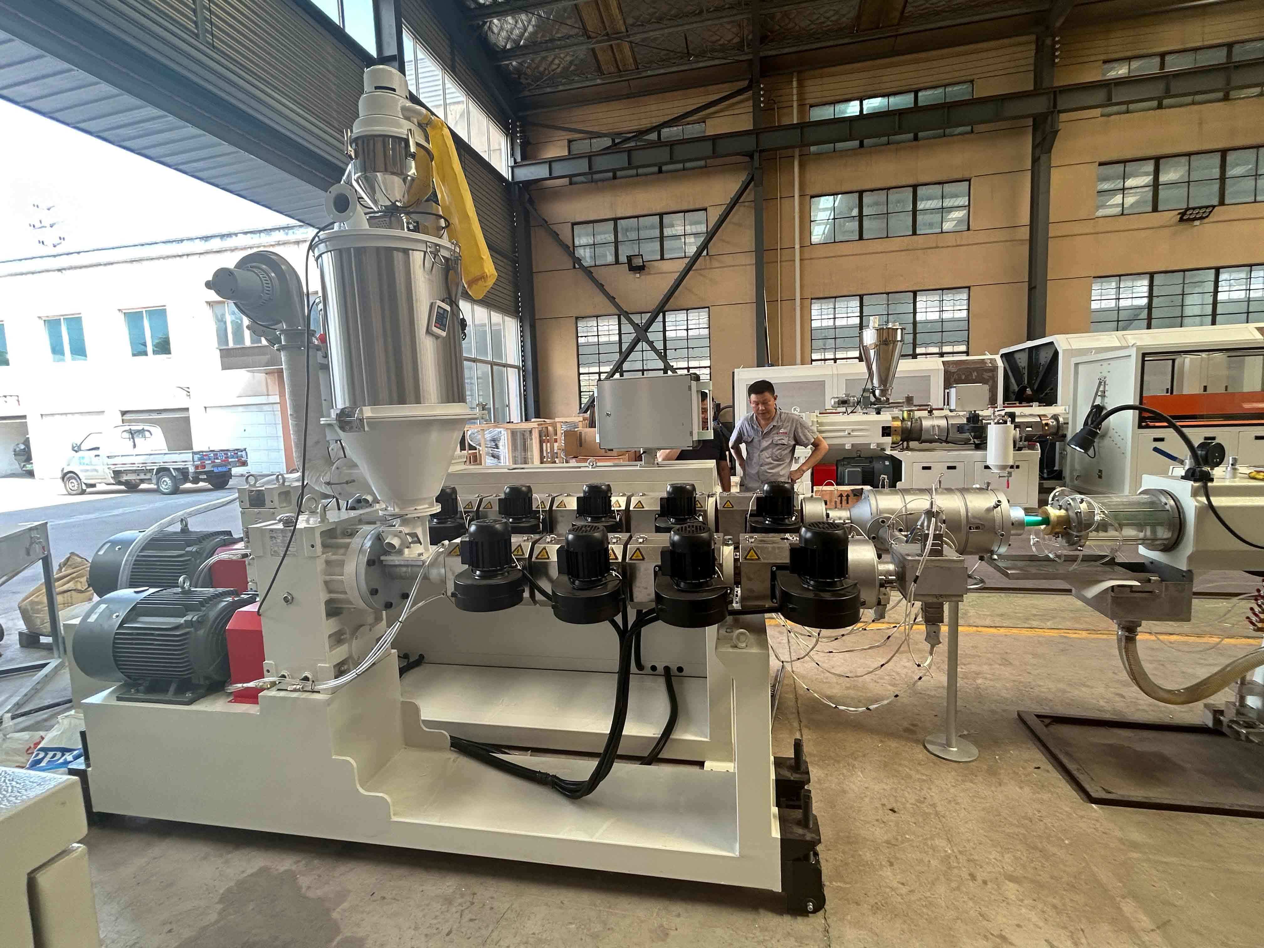 Plastic PPR Pipe Making Machine PPR Pipe Production Line Plastic Pipe Extrusion Machine