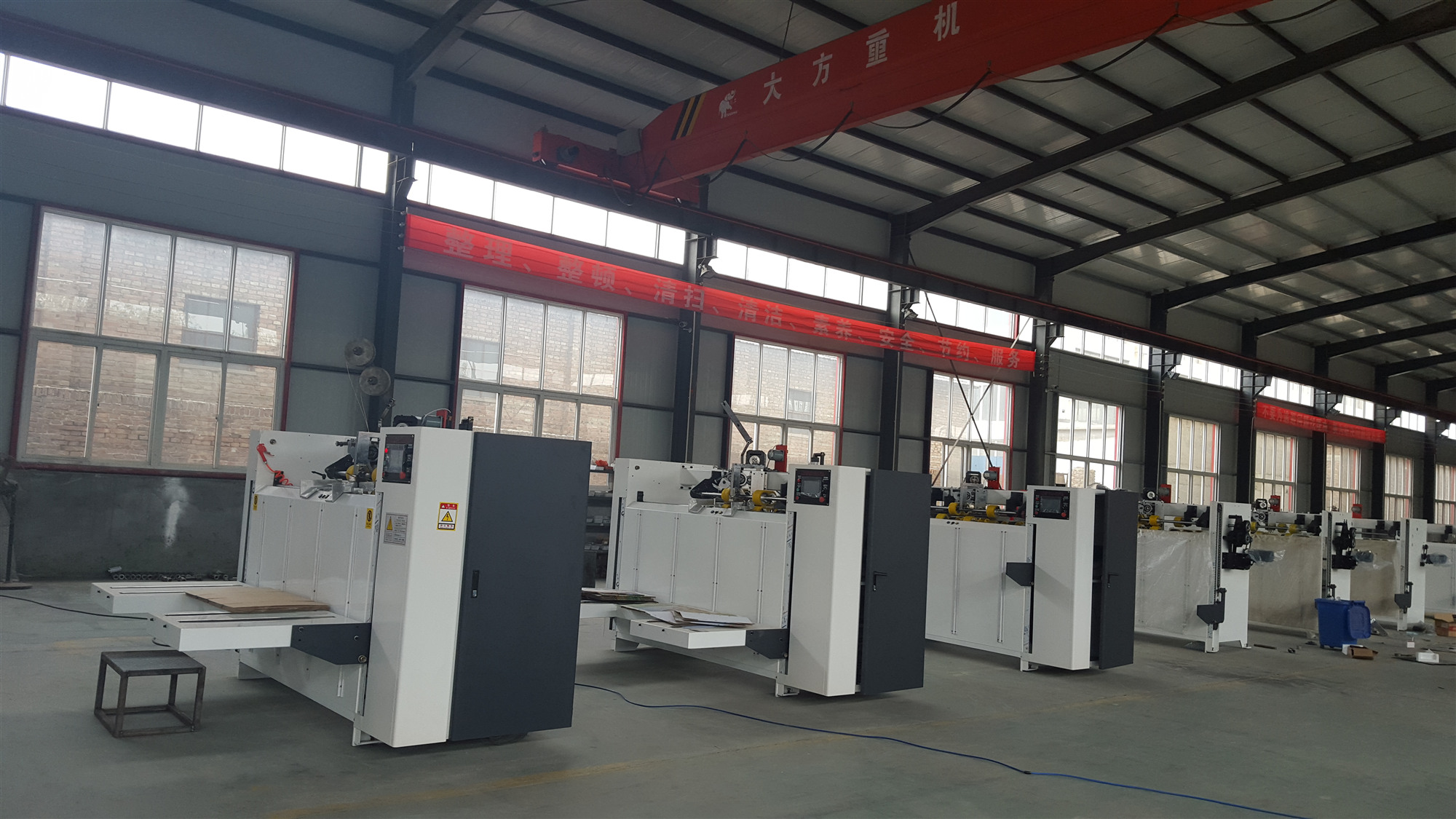 Nailing Semi Automatic Stitching Machine For Corrugated Boxes 3T Dual Servo Drive
