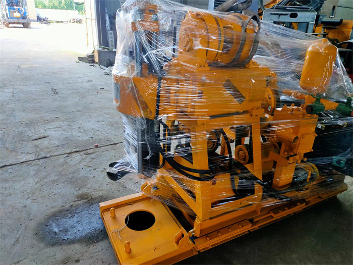 22 HP Hydraulic Drilling Rig for 200 Meters Drilling Depth with Online Video Support