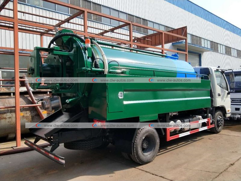 Forland 5,000Liters Sewage Tank 2,000Liters Water Tank High Pressure Cleaning Sewage Suction Truck