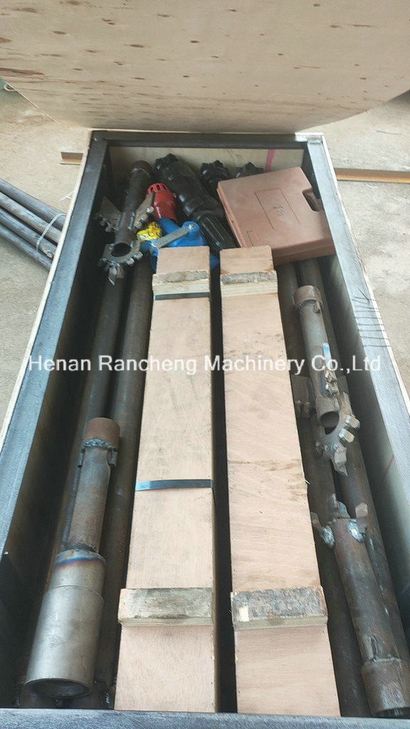 150m Depth 450mm Diameter Rubber Crawler Mounted Water Drilling Rig Wirh High Efficiency