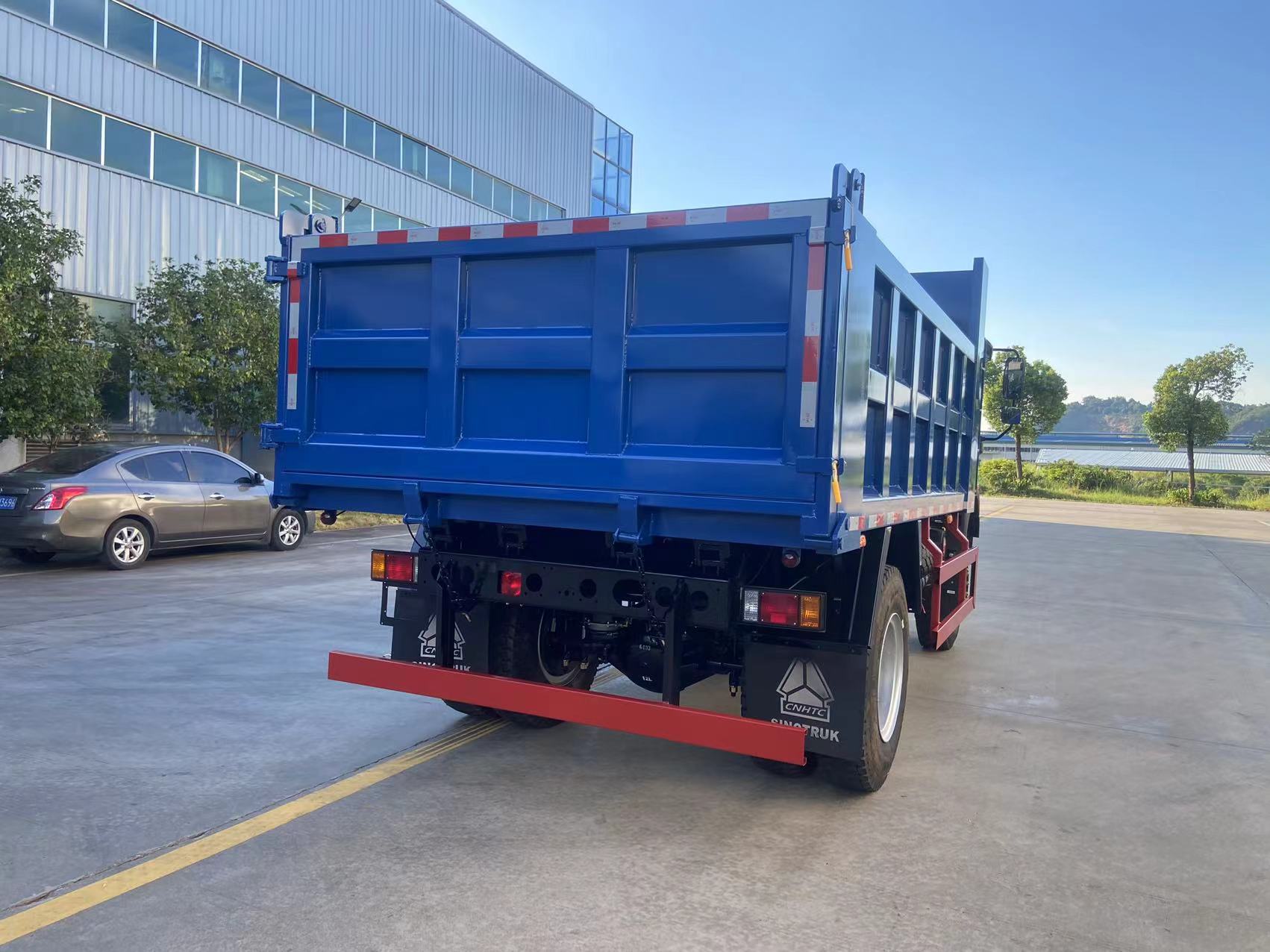 SINOTRUK Dump trailer Truck