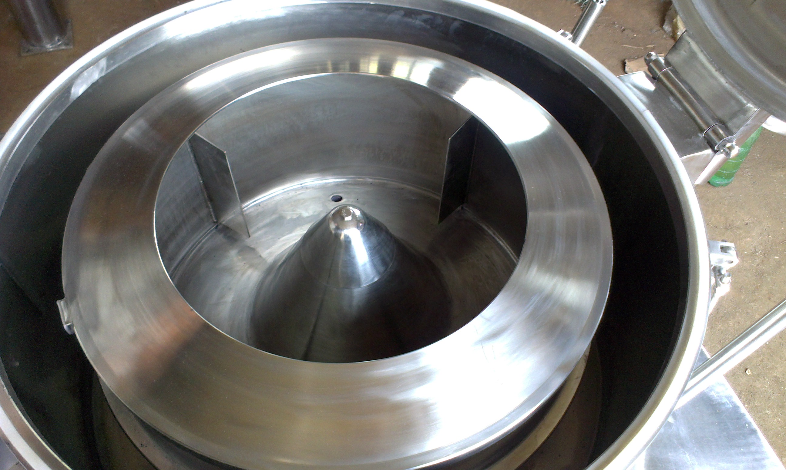 Upper discharging spin down sediment environmental protection filter industrial centrifuge juice for printing ink