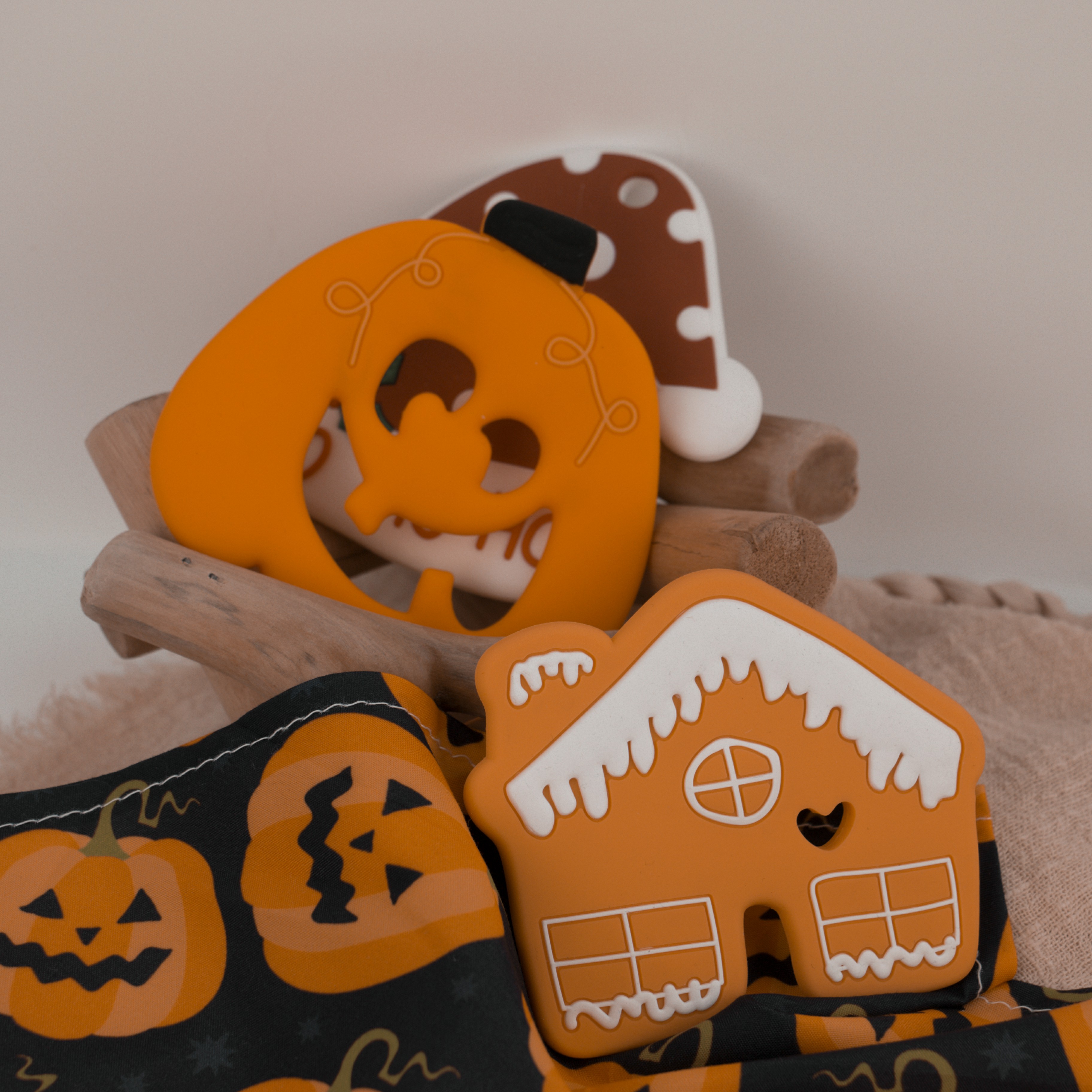 Colorful Custom Silicone Teether , Eco Friendly Gingerbread Man Teether For Baby