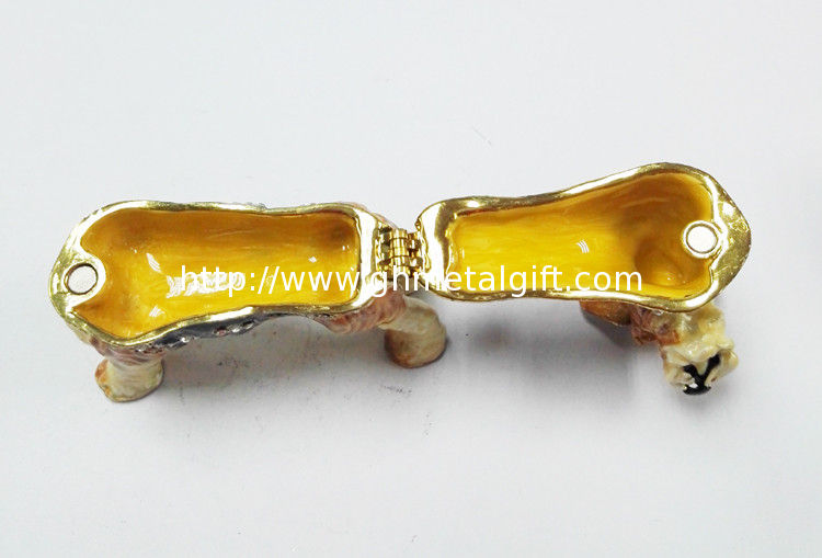 wholesales metal dog shaped cheap antique jewelry box for promotional gift