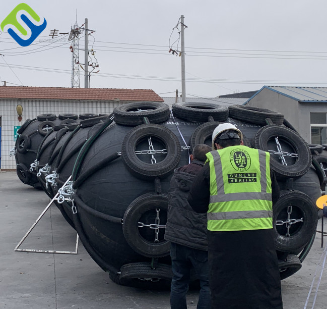 Yokohama Marine Pneumatic Rubber Fender / Yokohama Fender / Marine Fender