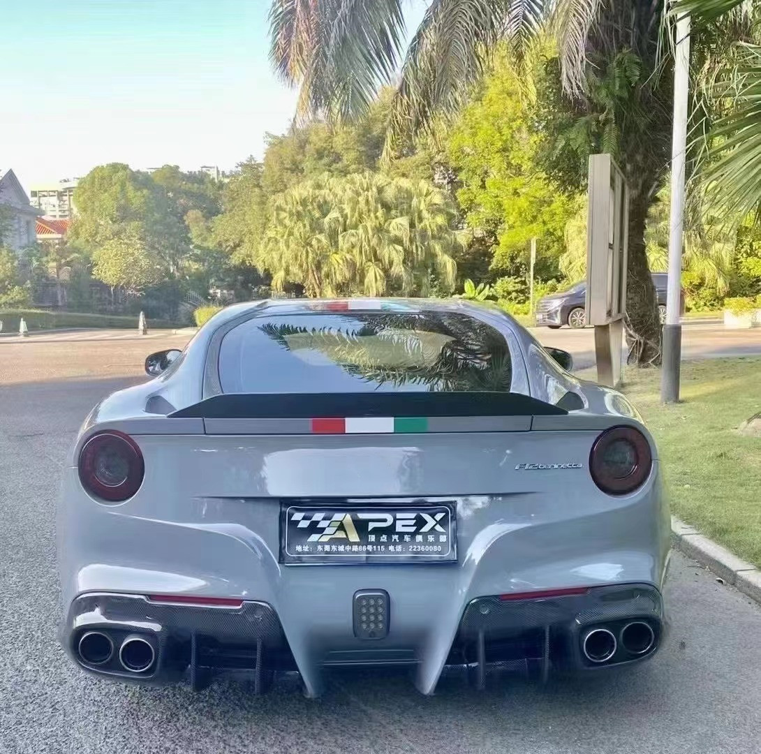 High Quality Carbon Fiber F12 Carbon Fiber Body Kit for ferrari F12 Upgrade DMC Style Front Shovel Rear Diffuser Spoiler