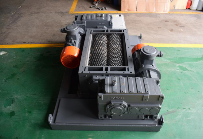 SMALL METAL SHREDDER Metal Recycling Machine Scrap Metal Shredder Dual Shaft Shredder