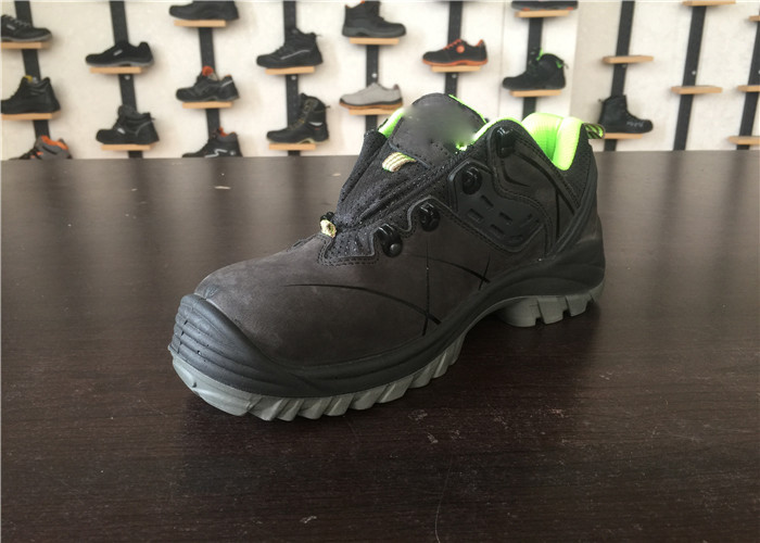 High Ventilation Iron Toe Leather Breathable Safety Shoes Anti Slipping For Workers