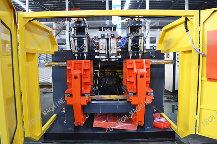 PP HDPE Blow Molding Machine View Stripe Line 5L Stackable Jerry Can Production