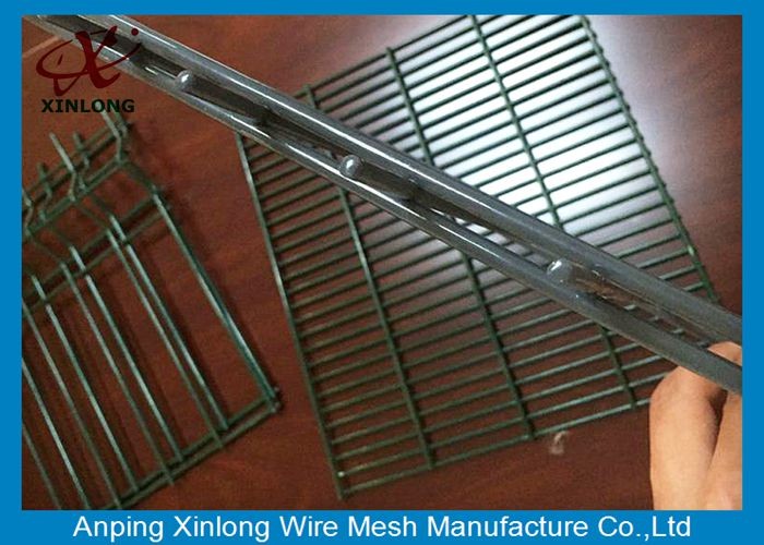 Hot Dipped Galvanzied Welded 656 Double Wire Mesh / Industrial Security Fencing