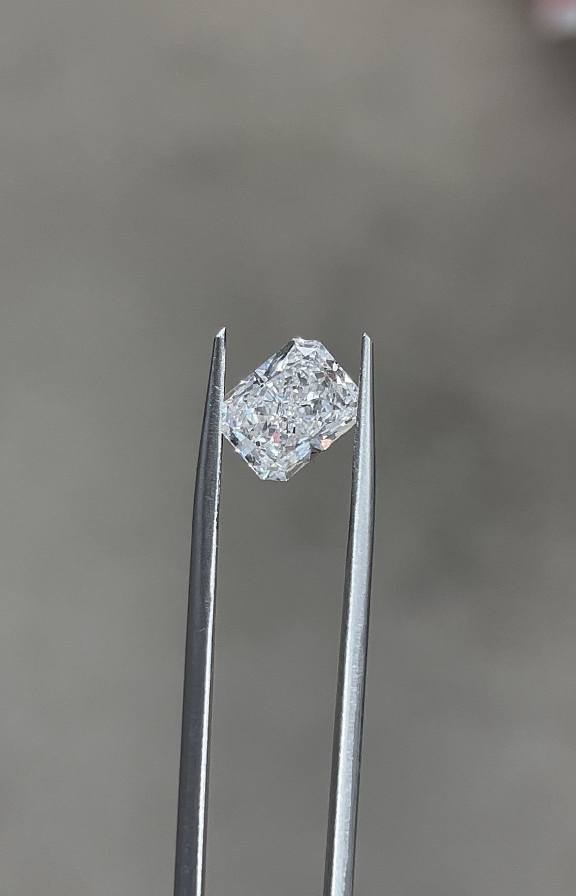 Lab Made Diamonds CVD IGI certified synthetic diamonds Radiant Shape Ring Necklace