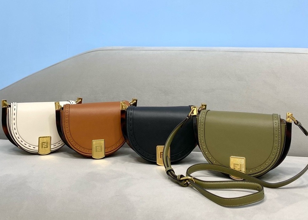 2021 Newest Saddle Bag Half-Moon-Shaped Luxury Cross-Body Bag Lock design bag genunie leather cross-body bag