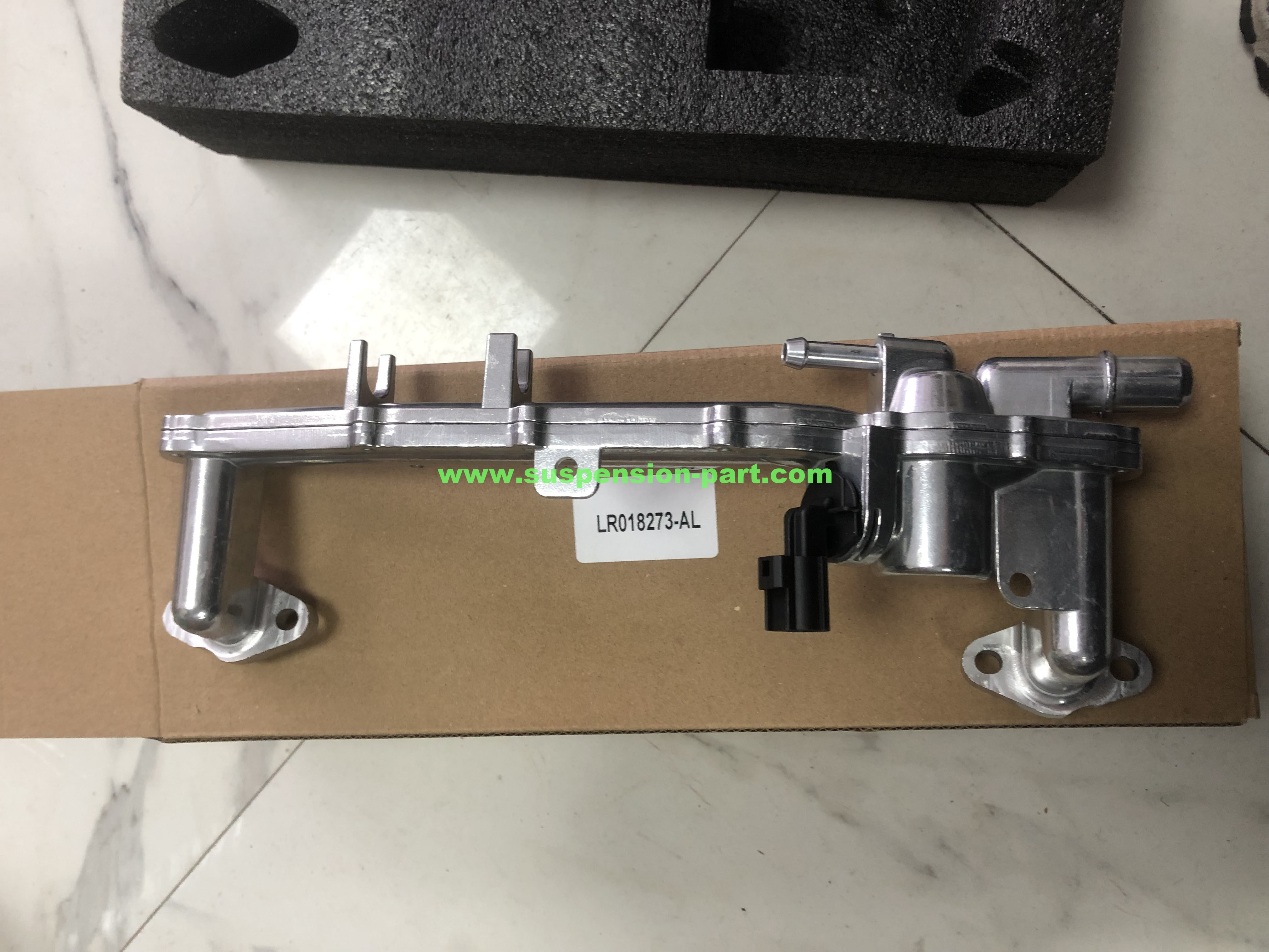OEM LR018273AL AJ813849 LR077042 COOLING SYSTEMS FOR LAND ROVER JAGUAR XJ