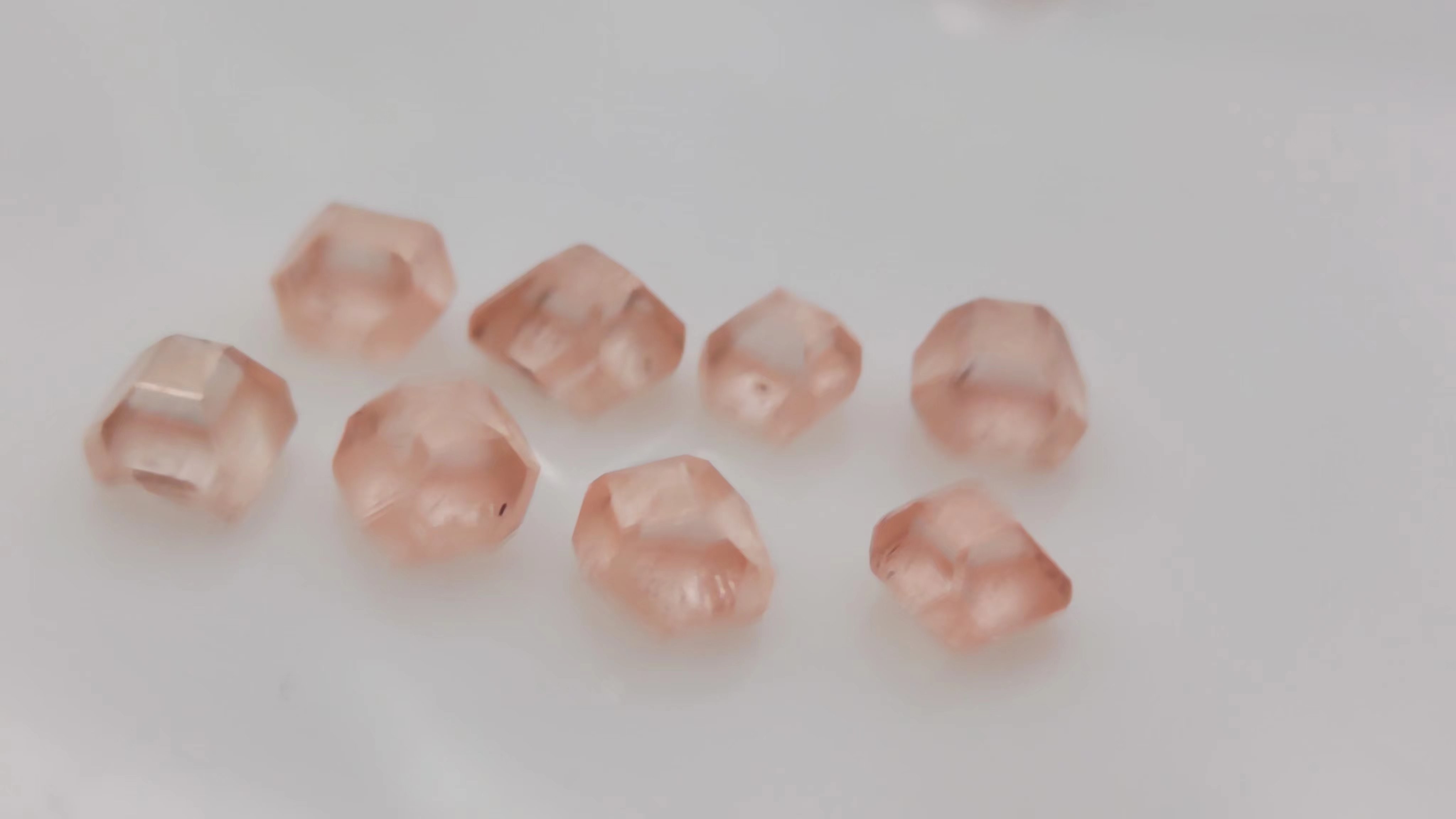 Pink cvd hpht lab diamond vvs vs pink rough diamond pink raw uncut hpht rough lab grown diamond for jewelry