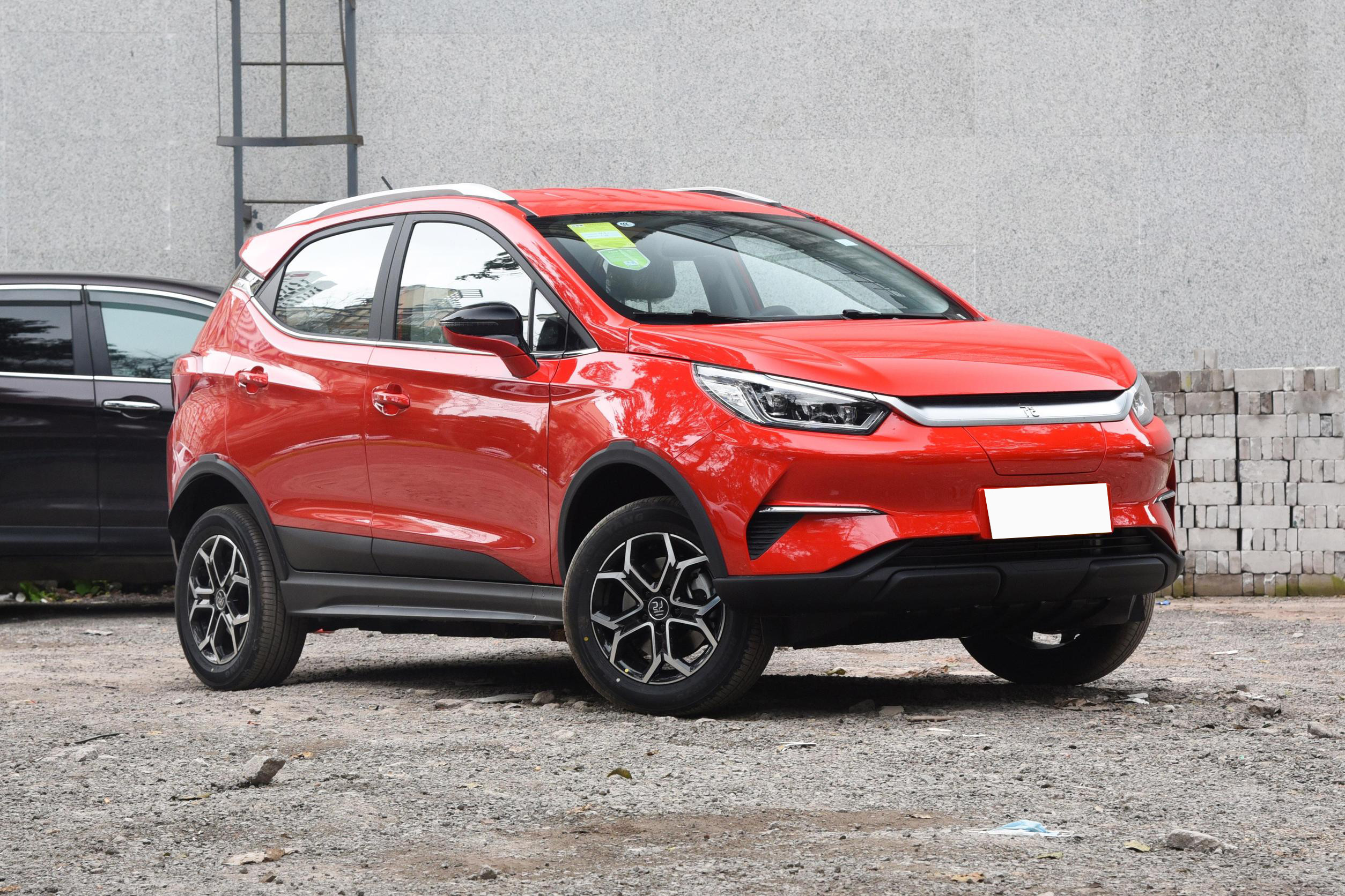 401KM EV Electric Car Durable BYD YUAN PRO Small Cars 5 Seats SUV
