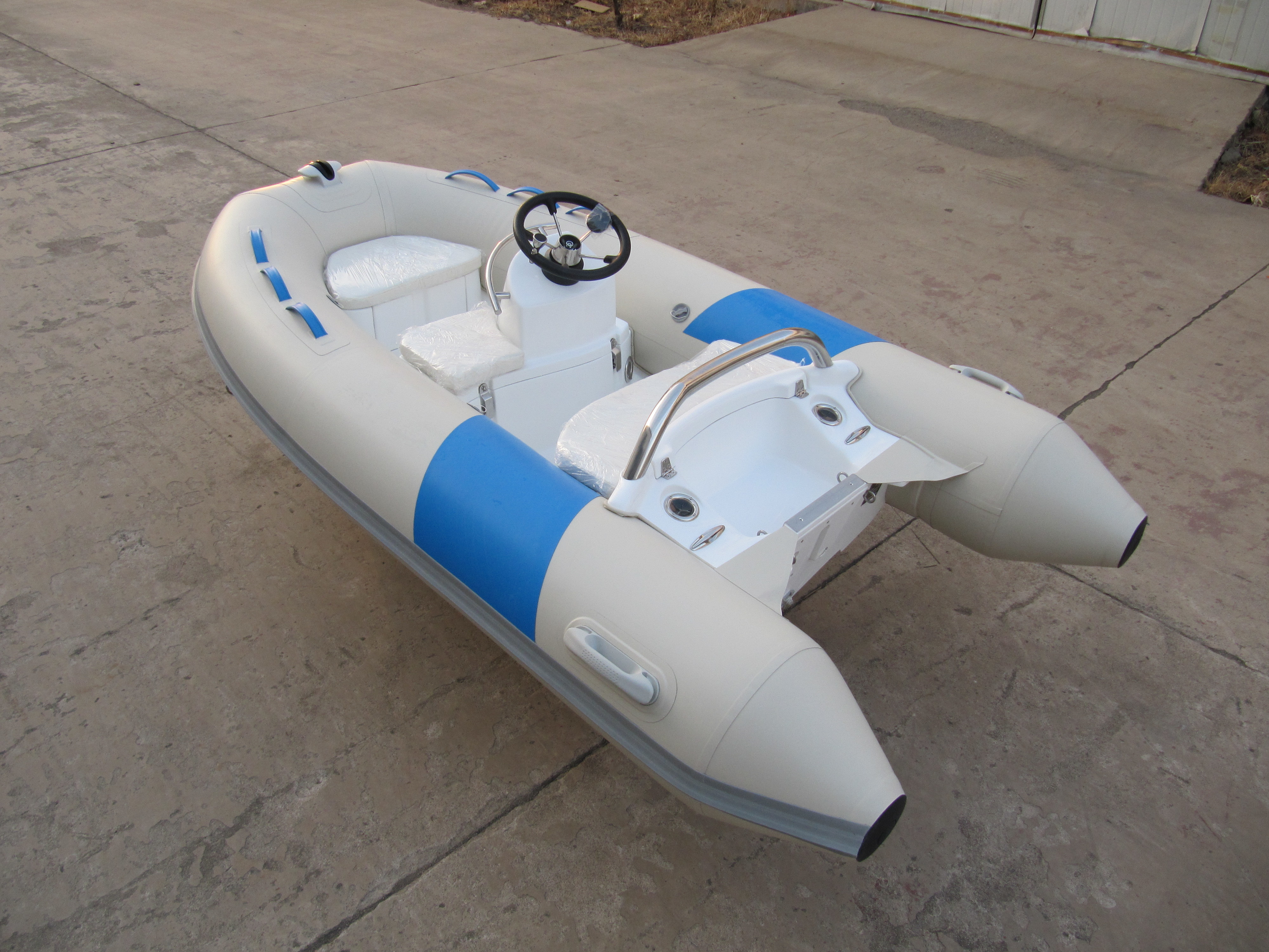 2022 new Fiberglass hull inflatable tube PVC small sizes boat 300