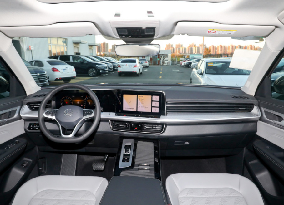 VW Tavendor 2023 330TSI JHaohua Version 5 Door 5 seats SUV Gasoline Used Car