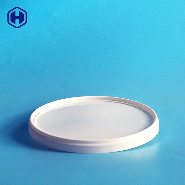 White Round Plastic Container Hygienic Reusable Environmentally Friendly