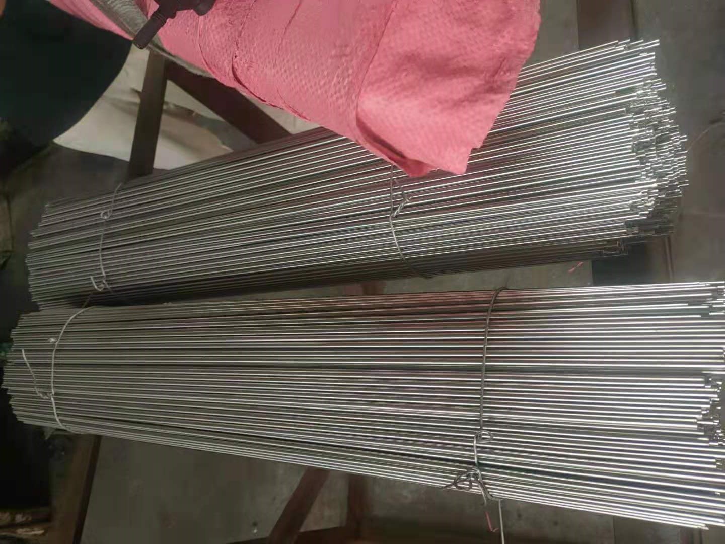 Cold Drawn ASTM A276 Grade 304 316L 310S 2205 Stainless Steel Bright Polished Round Bar Steel Round Bar