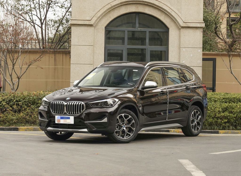 BMW X1 Drive 20 Li Fashion Edition Leaf Drive Compact SUV 1.5T Used