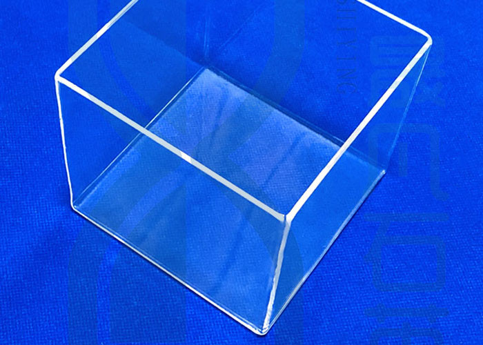 Anti Corrosion Fused Quartz Urn 2.2g/Cm3 Chemical Reaction