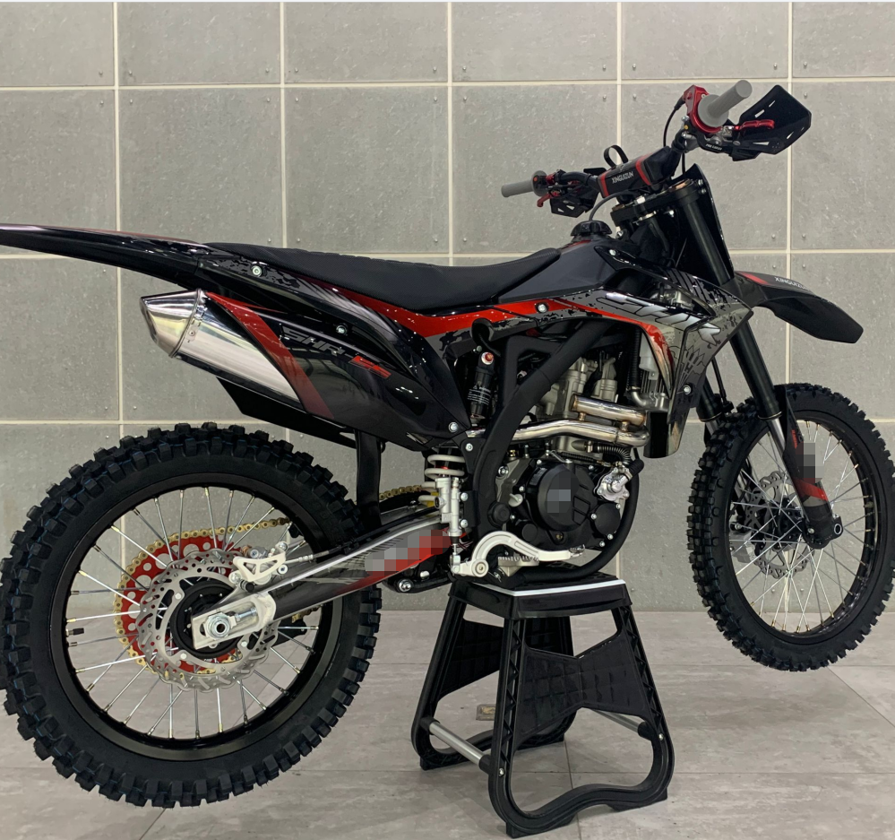Fashionable 4 Stroke Long Distance Enduro Motorcycles Multiple Color