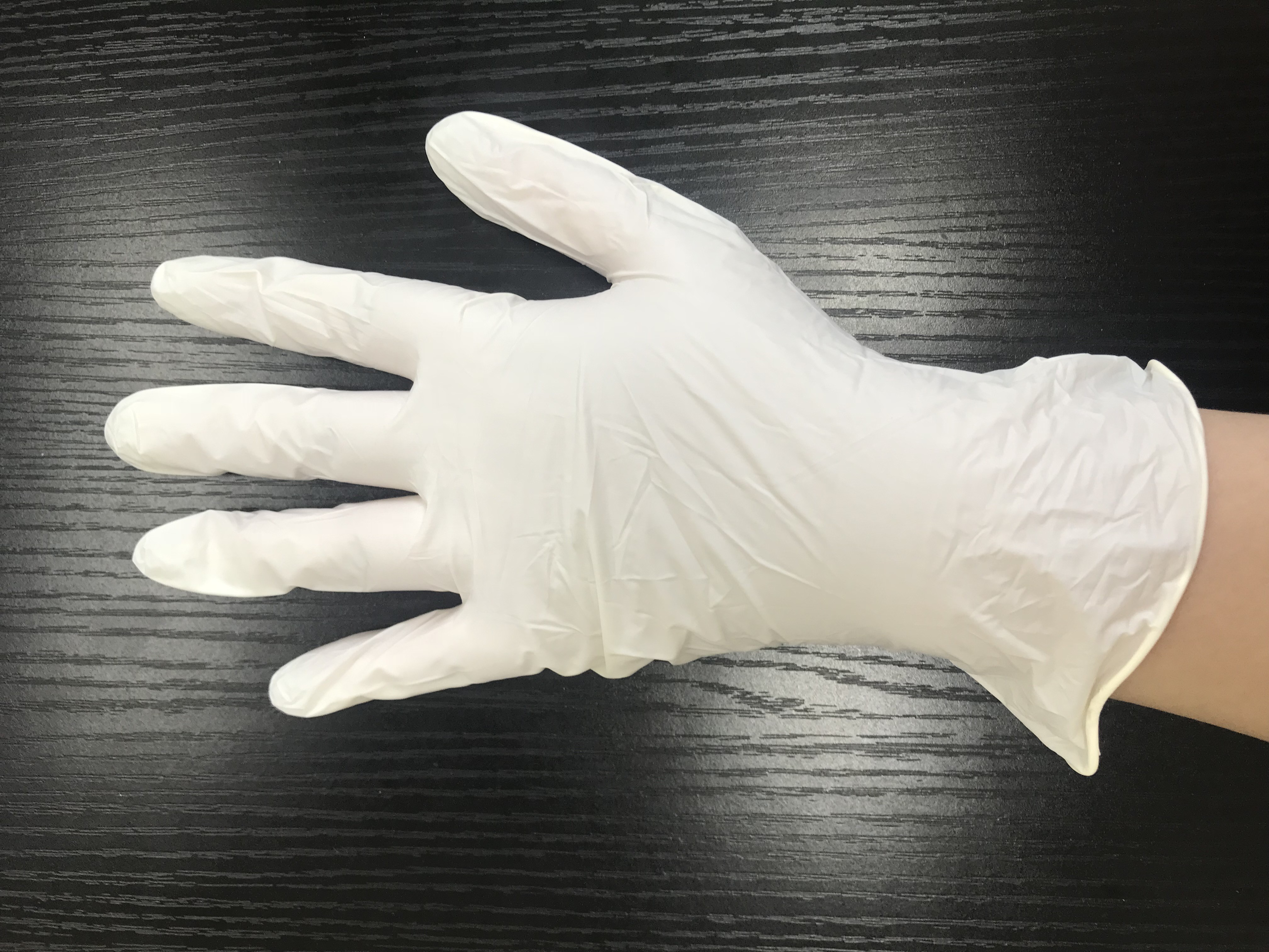 Medical Stretch Creamy Powder Free Vinyl Gloves 240mm Length 5 Years Shelf Life